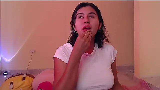 Snapshot of _maiahairy_ chatting on 01-07-25, 09:35 maiahairy online show from 01-07-25, 09:35