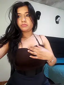 yuliparis online show from 09-23-25, 03:53