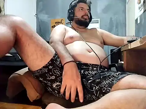 Snapshot of bumbumtatuado chatting on 04-16-26, 10:34 bumbumtatuado online show from 04-16-26, 10:34