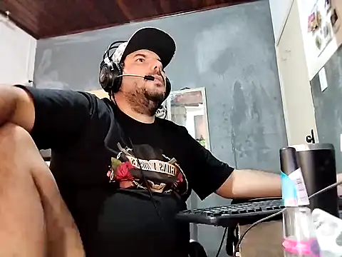 bumbumtatuado online show from 06-04-26, 01:33
