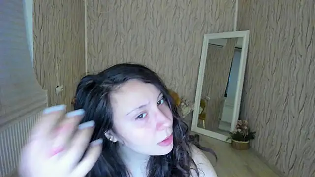 AishaRouhi online show from 01-03-25, 05:28