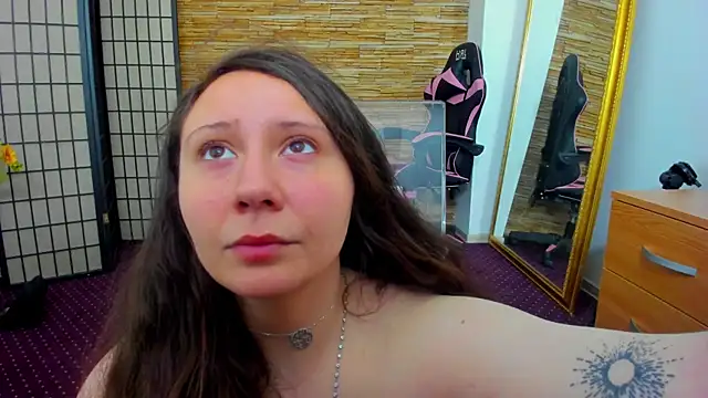 AishaRouhi online show from 12-18-25, 05:57