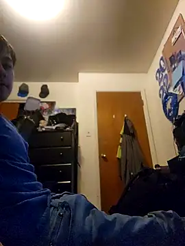 Snapshot of LovesickTheory6 chatting on 10-11-25, 05:22 LovesickTheory6 online show from 10-11-25, 05:22