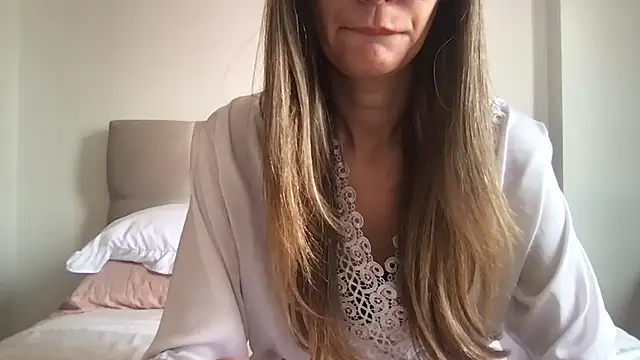 Snapshot of paolajonez chatting on 01-14-25, 11:42 paolajonez online show from 01-14-25, 11:42