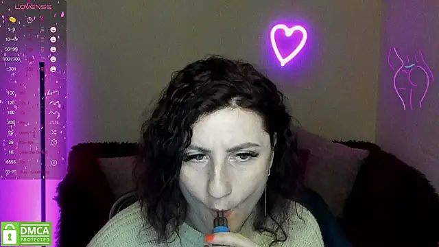 Muse kitty jenia online show from 03-21-25, 09:34