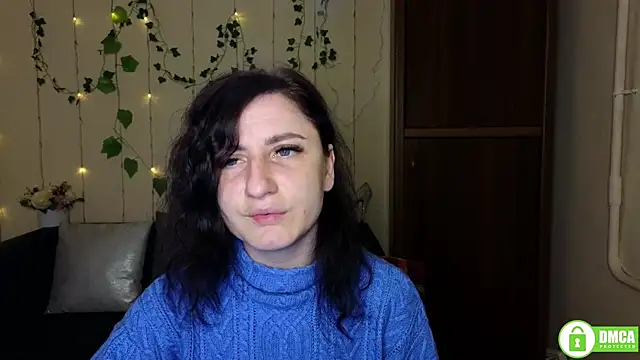 Muse kitty jenia online show from 10-31-25, 06:20