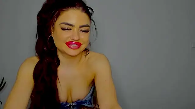 aishahottie online show from 12-23-24, 02:13