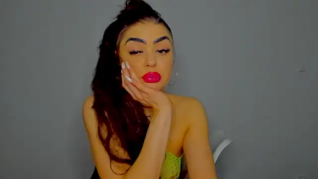 aishahottie online show from 01-04-25, 03:18