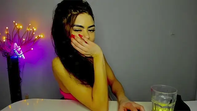 aishahottie online show from 02-06-25, 03:27