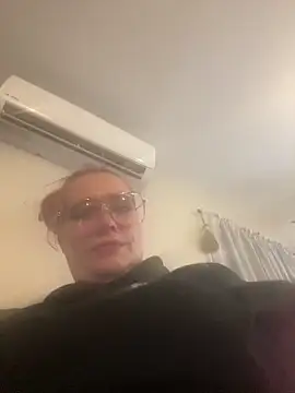 Lalalynn online show from 02-03-26, 06:13