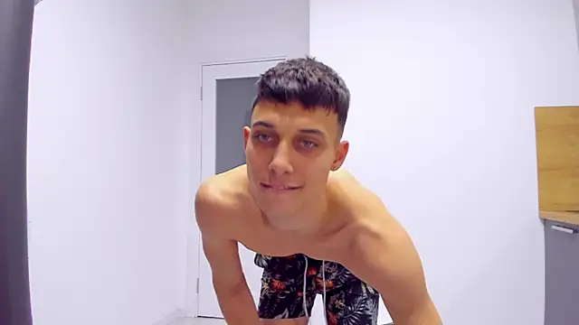 Snapshot of Kent_Ross chatting on 10-23-25, 01:32 Kent Ross online show from 10-23-25, 01:32