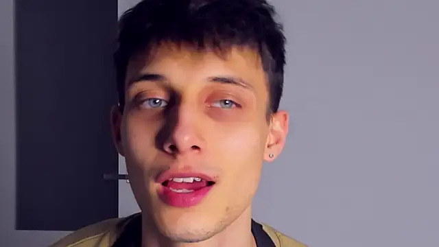 Snapshot of Kent_Ross chatting on 11-29-25, 08:45 Kent Ross online show from 11-29-25, 08:45