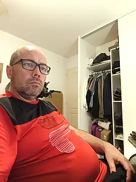 Snapshot of veryverybigdick45 chatting on 05-26-26, 10:28 veryverybigdick45 online show from 05-26-26, 10:28