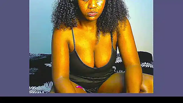 Snapshot of lilylovexx chatting on 12-02-24, 11:18 lilylovexx online show from 12-02-24, 11:18