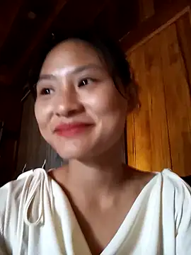 Snapshot of trieungoclnt chatting on 09-18-25, 04:03 trieungoclnt online show from 09-18-25, 04:03