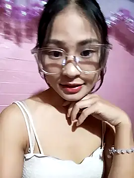 Snapshot of trieungoclnt chatting on 11-11-25, 03:17 trieungoclnt online show from 11-11-25, 03:17