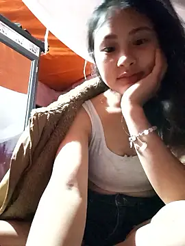 Snapshot of trieungoclnt chatting on 01-11-26, 04:56 trieungoclnt online show from 01-11-26, 04:56