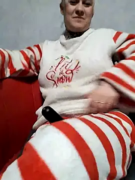 Snapshot of poussichienne chatting on 01-07-26, 04:20 poussichienne online show from 01-07-26, 04:20