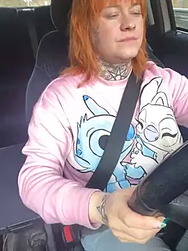 Snapshot of poussichienne chatting on 03-12-26, 11:16 poussichienne online show from 03-12-26, 11:16