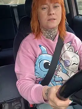 Snapshot of poussichienne chatting on 03-13-26, 11:17 poussichienne online show from 03-13-26, 11:17