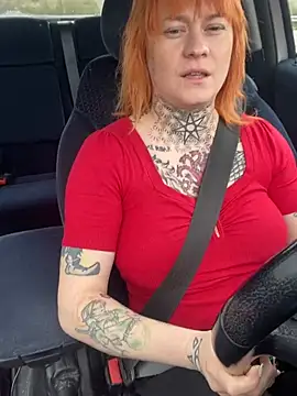 Snapshot of poussichienne chatting on 03-14-26, 09:26 poussichienne online show from 03-14-26, 09:26