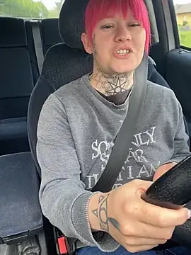 poussichienne online show from 05-15-26, 09:27