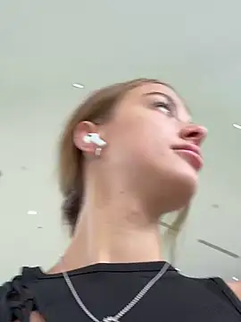 enjoy my beauty online show from 03-15-25, 04:35