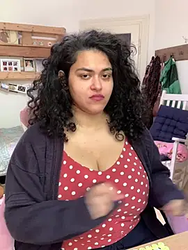 Curvydesifromgermany online show from 05-14-26, 11:50