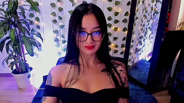 mariiana-diaz online show from 12-01-25, 03:50