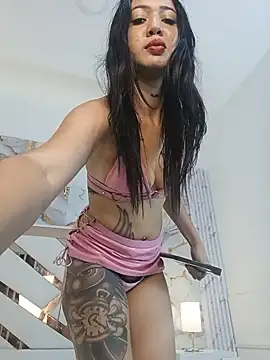 Snapshot of Selene_16 chatting on 07-19-26, 06:11 Selene 16 online show from 07-19-26, 06:11