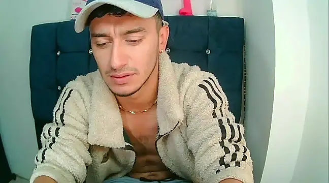 Kevin Torres online show from 01-12-25, 04:50