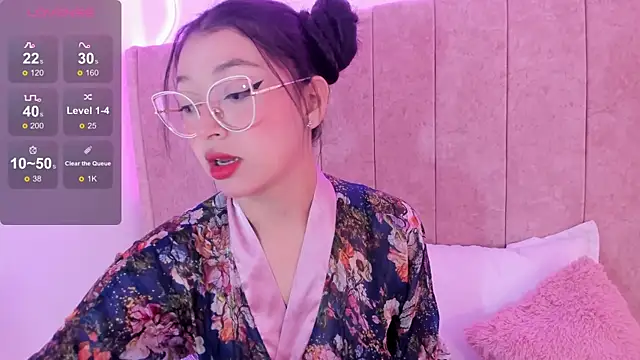 kaoriii  online show from 01-15-25, 12:15