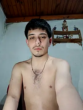 Snapshot of Elvergonn2105 chatting on 11-07-25, 04:56 Elvergonn2105 online show from 11-07-25, 04:56