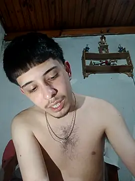 Snapshot of Elvergonn2105 chatting on 11-13-25, 04:55 Elvergonn2105 online show from 11-13-25, 04:55