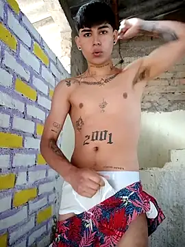 Lukas strong online show from 10-18-25, 01:23