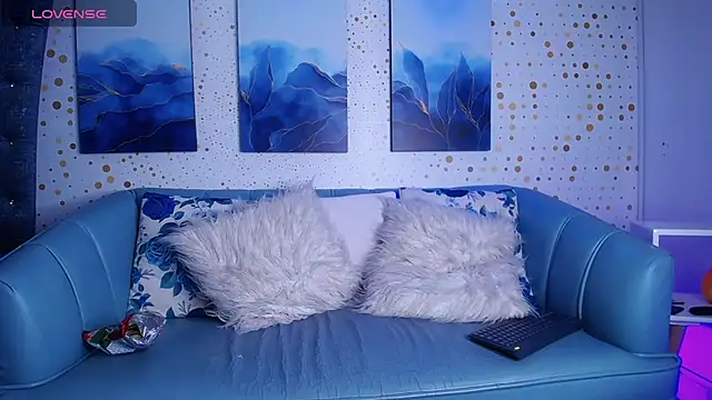 Snapshot of Steev_Novoa chatting on 12-10-24, 03:41 Steev Novoa online show from 12-10-24, 03:41