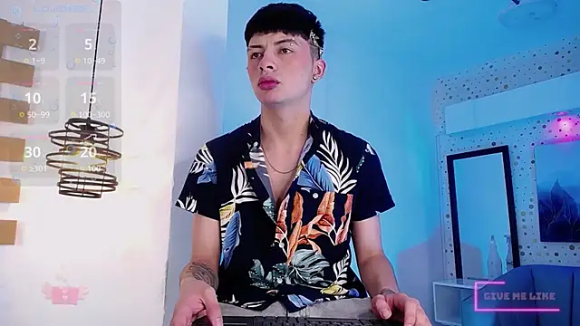 Snapshot of Steev_Novoa chatting on 02-26-25, 06:58 Steev Novoa online show from 02-26-25, 06:58