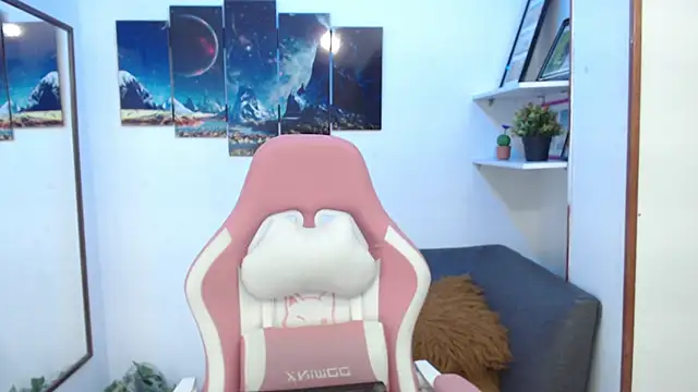 EmmaMyerss  online show from 03-13-25, 11:05