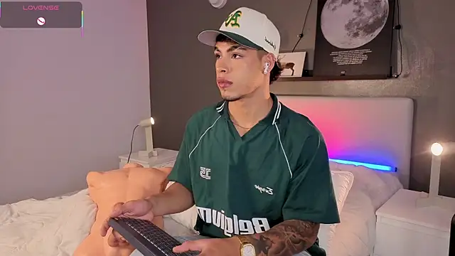 Ken-boy  online show from 11-03-25, 11:44