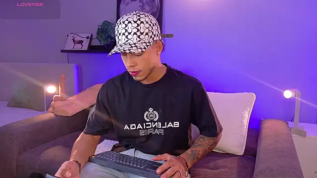 Ken-boy  online show from 04-28-26, 09:03