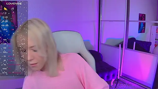 Snapshot of Selenatrend chatting on 10-03-25, 08:33 Selenatrend online show from 10-03-25, 08:33