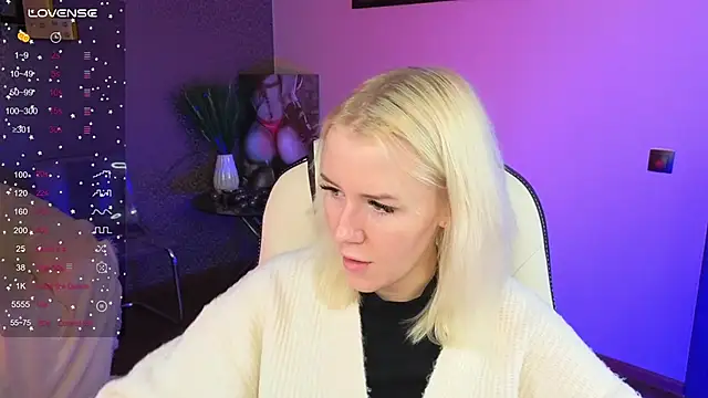 Snapshot of Selenatrend chatting on 10-23-25, 06:13 Selenatrend online show from 10-23-25, 06:13