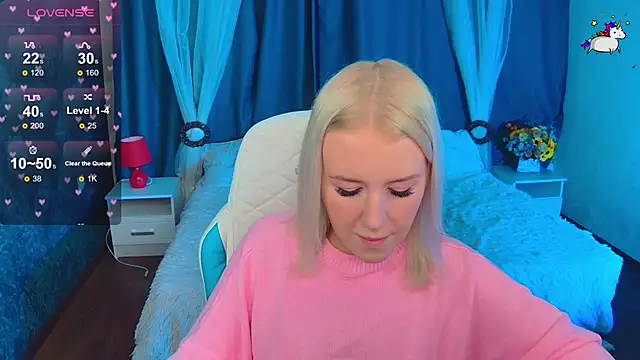 Snapshot of Selenatrend chatting on 11-14-25, 06:28 Selenatrend online show from 11-14-25, 06:28