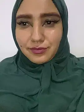 Snapshot of hannahayat chatting on 12-22-24, 03:22 hannahayat online show from 12-22-24, 03:22