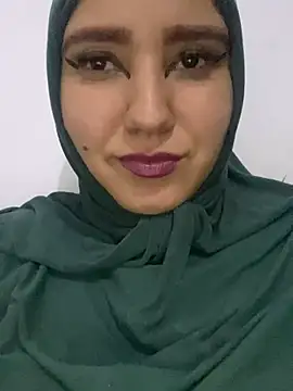 Snapshot of hannahayat chatting on 12-28-24, 10:34 hannahayat online show from 12-28-24, 10:34