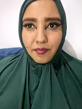 Snapshot of hannahayat chatting on 12-29-24, 11:39 hannahayat online show from 12-29-24, 11:39