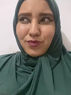 Snapshot of hannahayat chatting on 01-03-25, 03:16 hannahayat online show from 01-03-25, 03:16