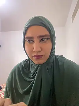 Snapshot of hannahayat chatting on 01-06-25, 01:19 hannahayat online show from 01-06-25, 01:19