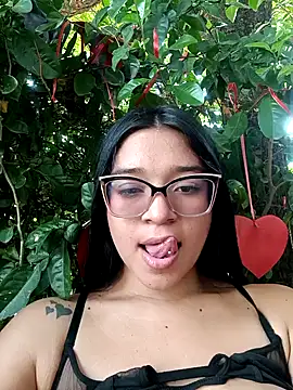 -VICKKY online show from 03-03-25, 07:17