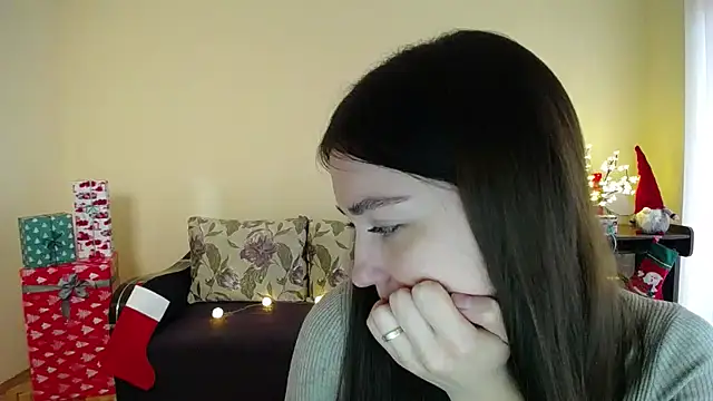 Pretty shy online show from 12-16-24, 12:49